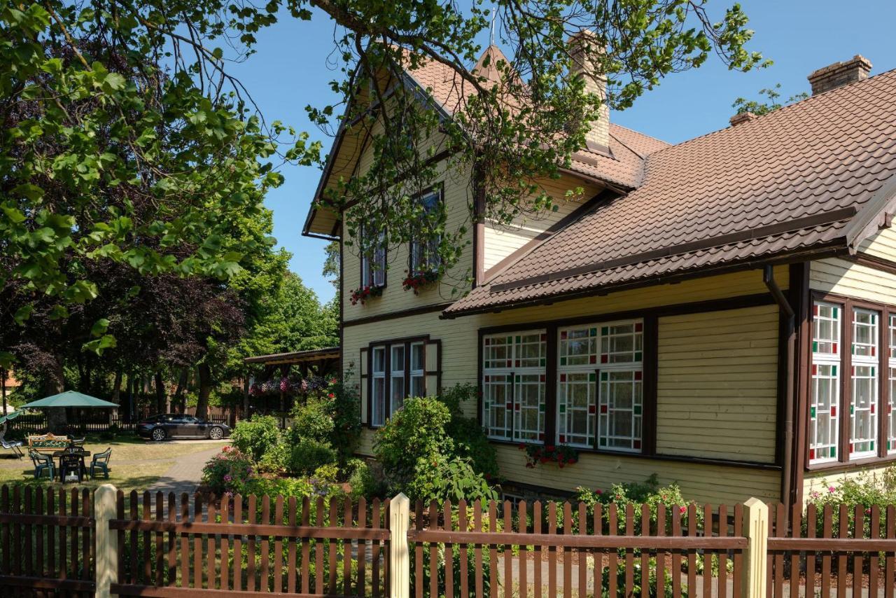 Villa Magonite Ventspils Exterior photo
